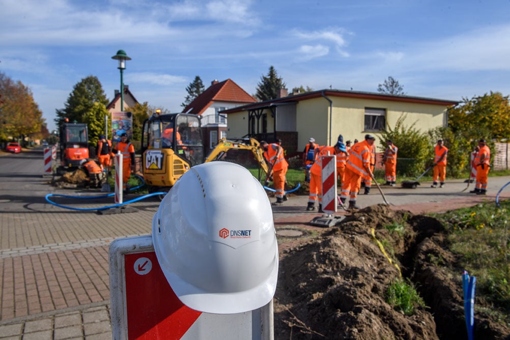 DNS-NET baut den Glasfaser Anschluss in Falkensee