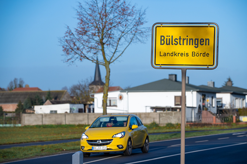 Sachsen-Anhalt und Glasfaser für alle: Weiteres Ausbaugebiet des Giganetzes im Landkreis Börde in Bülstringen geht ans Netz